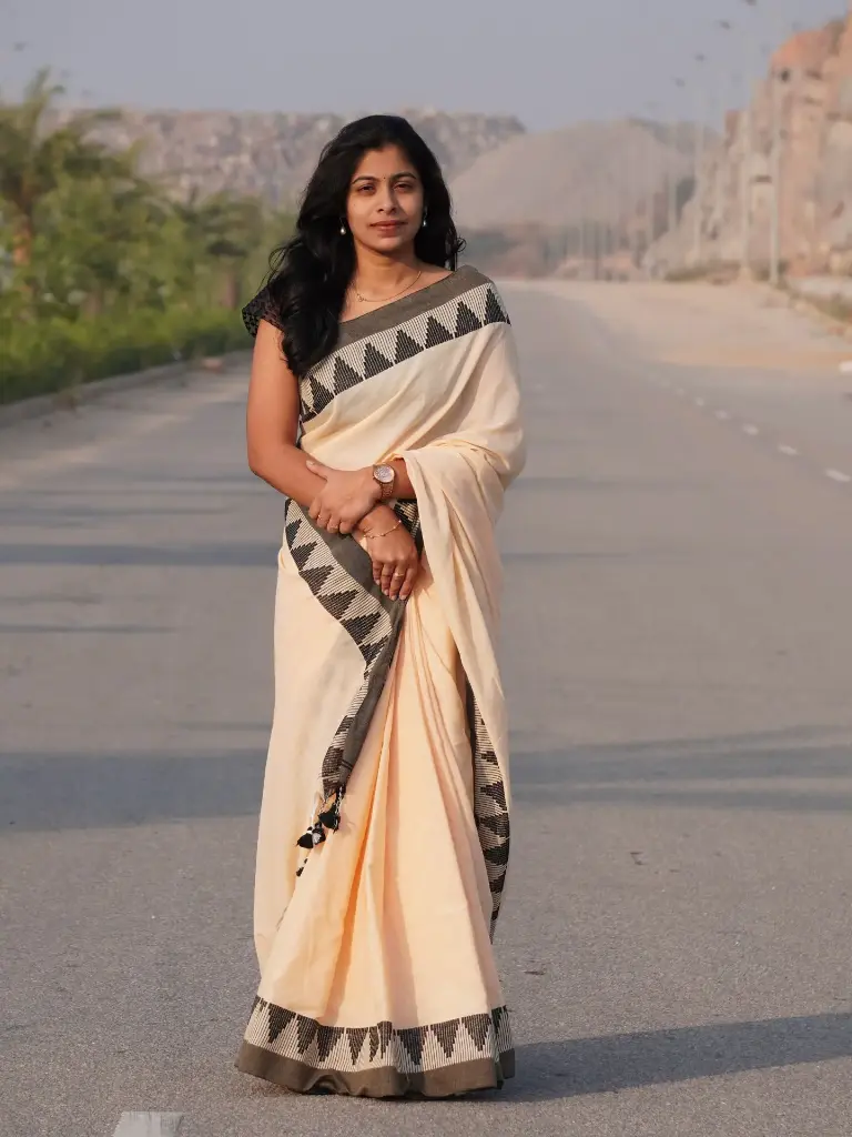 Pure Cotton Saree with Weaving Work and Natural Finish