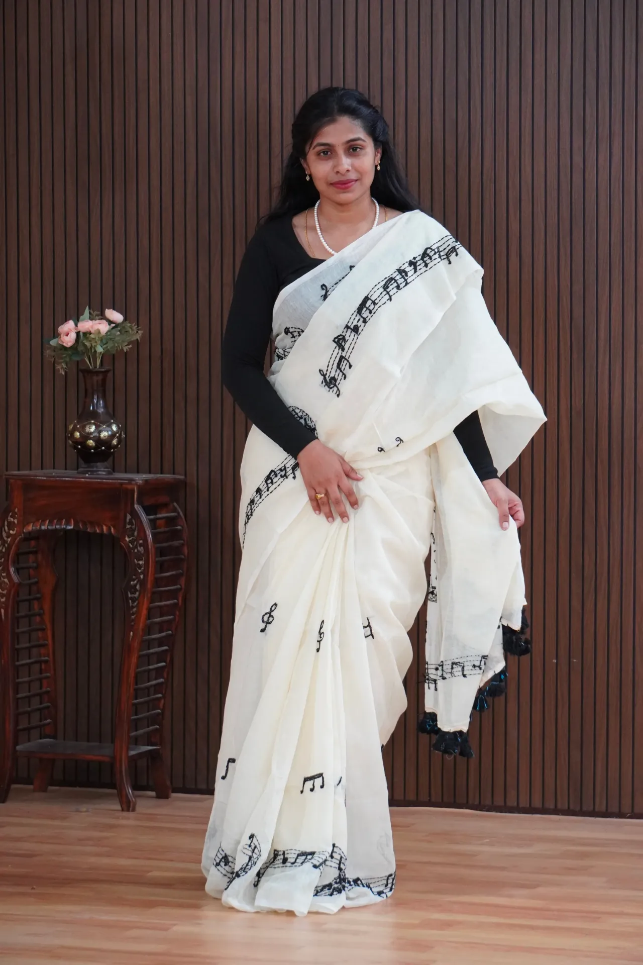 [FFF127] Fallforfabrics exclusive musical notes saree