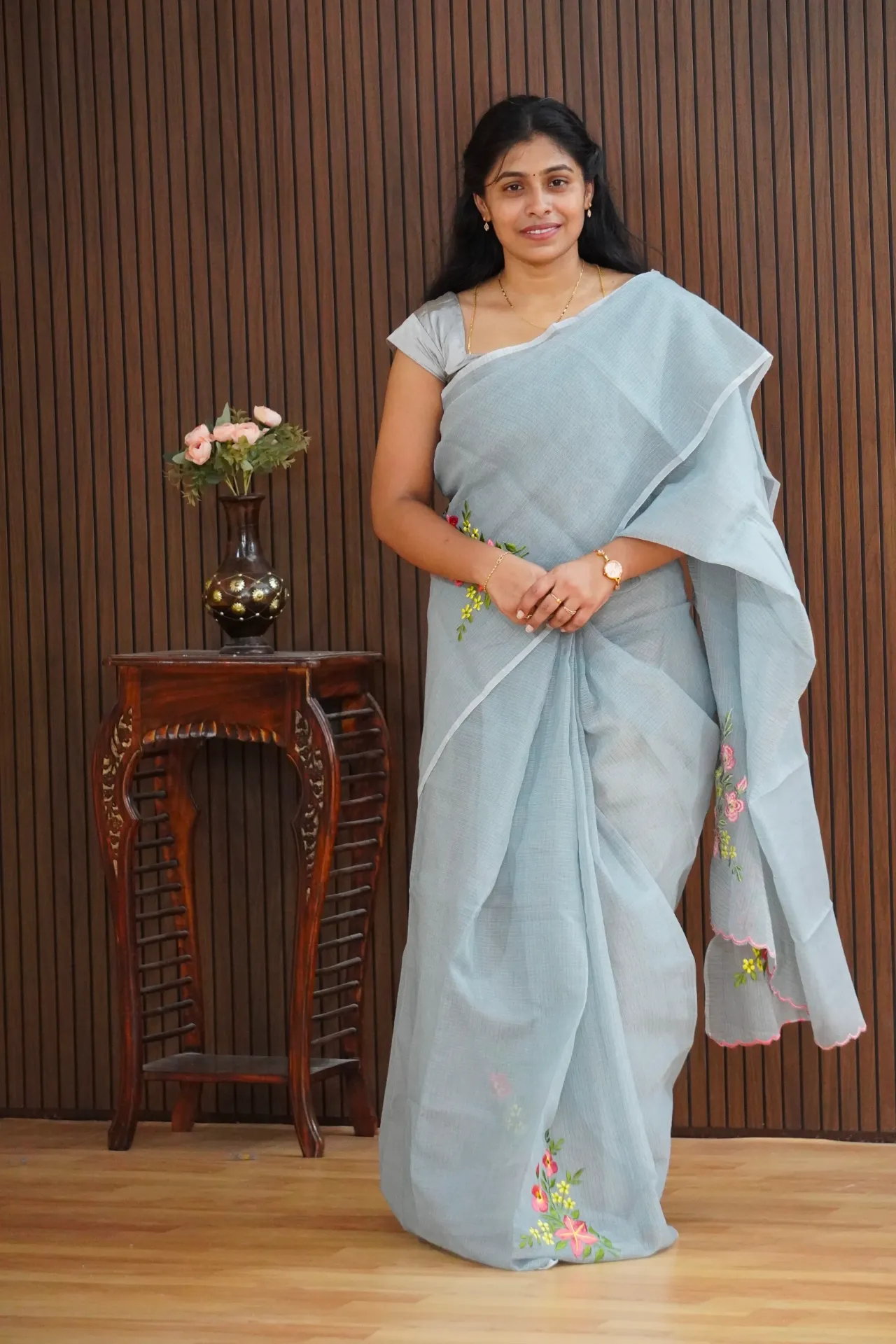 Grey cotton kota saree with machine embroidery