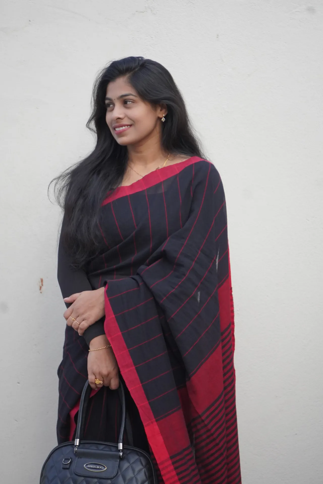 [FFF12] Black and Red Strips Mul Cotton saree