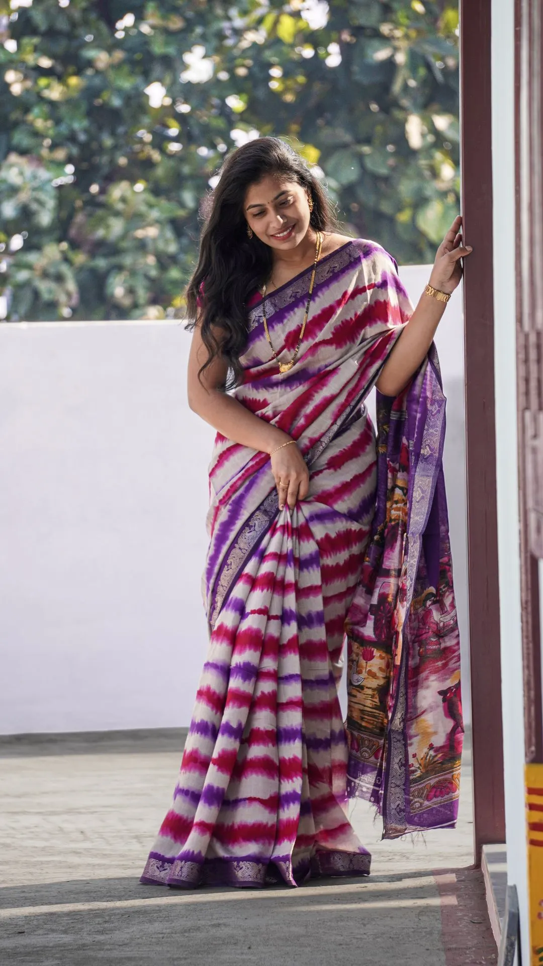 Soft Mangalagiri Mul Cotton | Shibori print in body and village print in pallu | nizam border And contrast blouse (Unstitched, No)