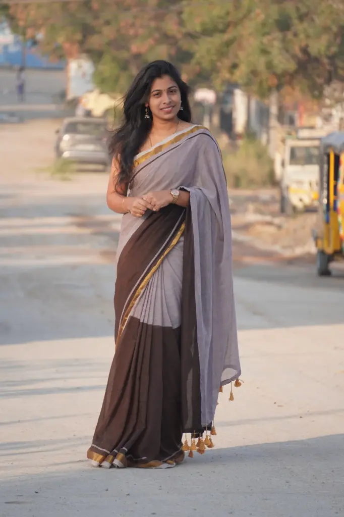 Dual Shade Mul Cotton Saree