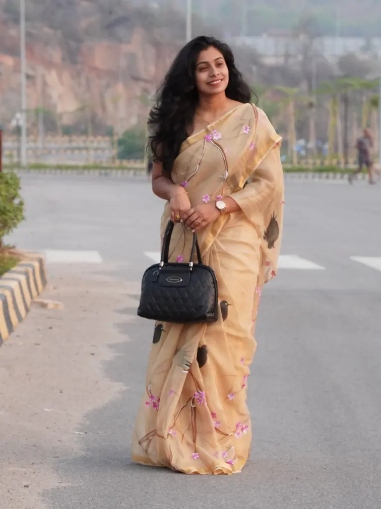 Pure Cotton Kota Saree | All-Over Hand Paint Work | Golden Zari Border