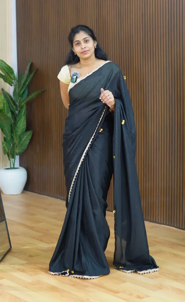 [FFF72] Chinnon coin saree with scalap border