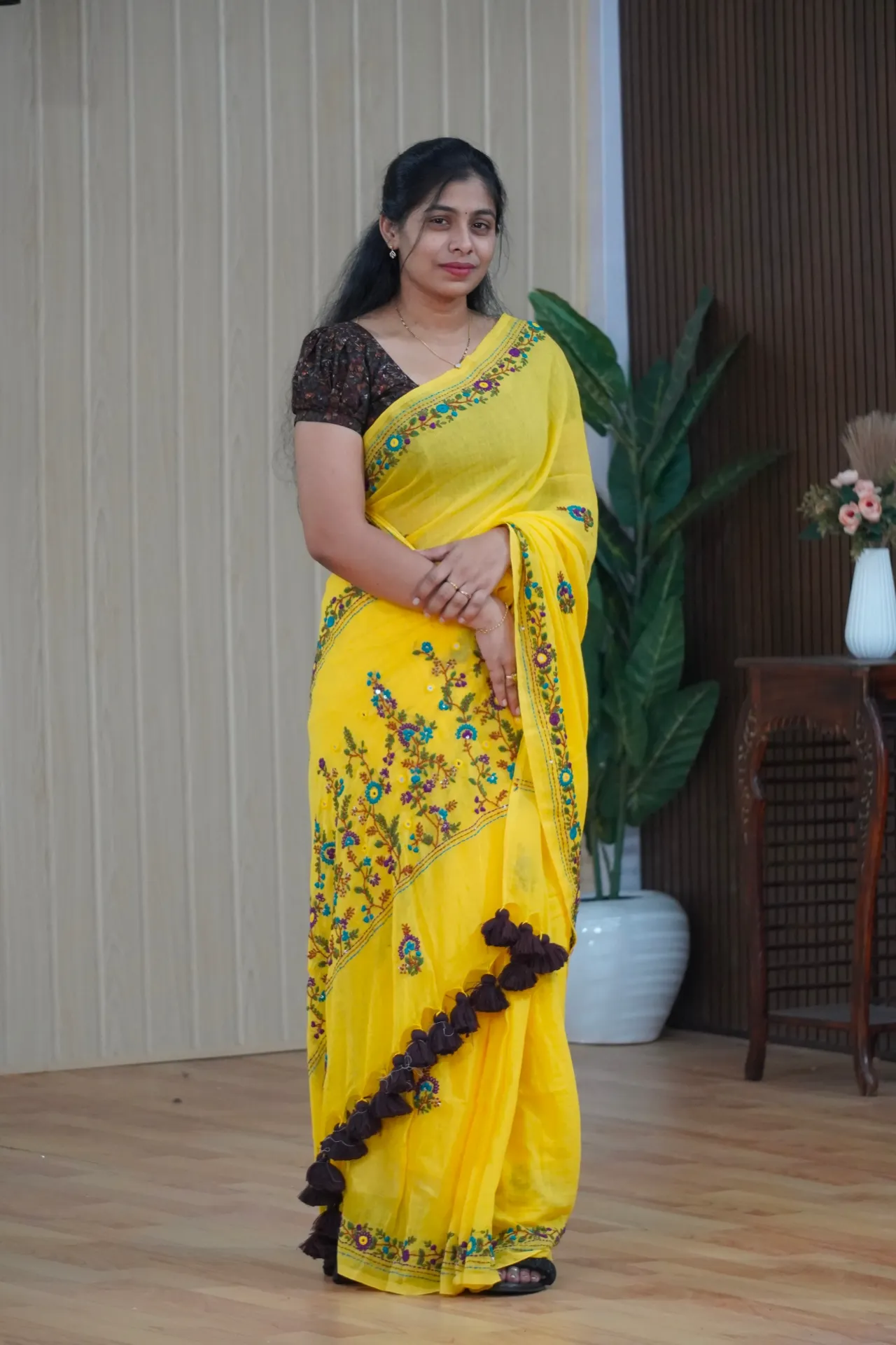 Mul cotton hand embroidery work saree